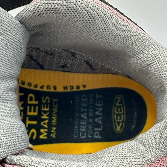 KEEN LITTLE KIDS' TARGHEE WATERPROOF BOOT - RAVEN/TULIPWOOD 13 - Picture 7 of 10